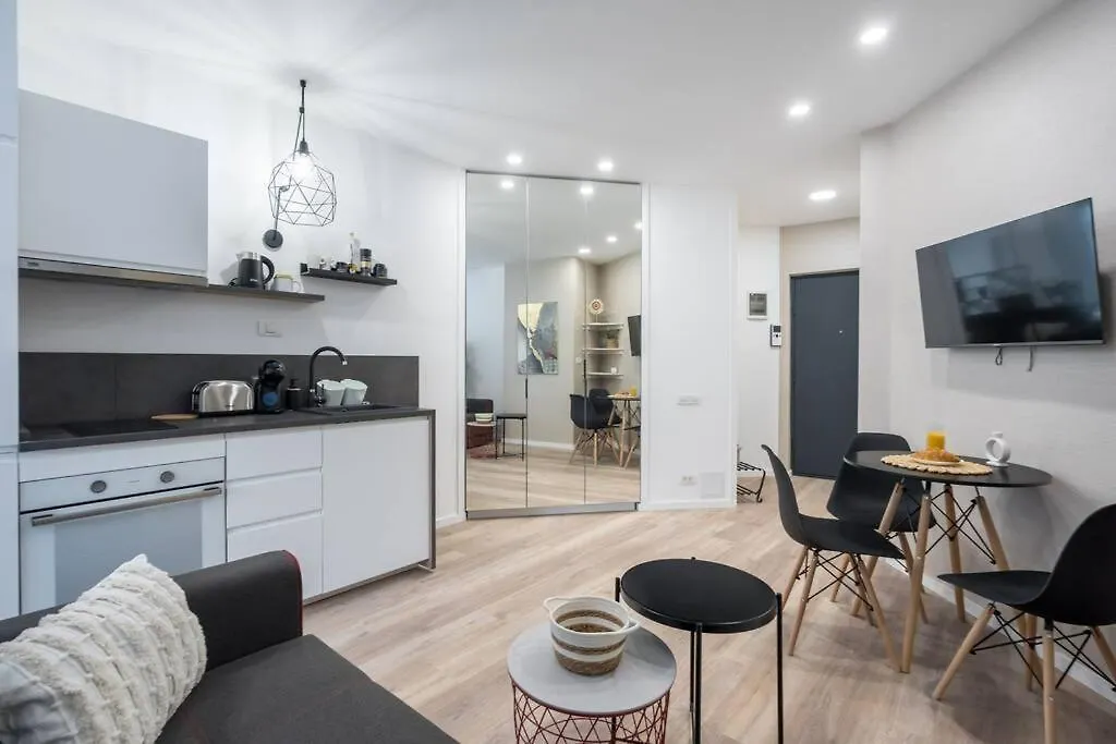 Cozy Central Wilson Studio Bucarest 0*,